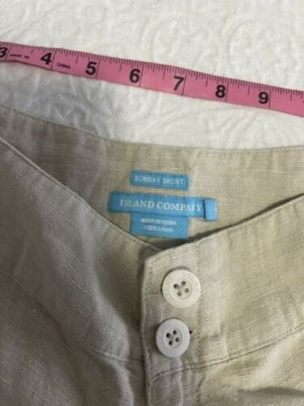 island company womens shorts - Picture 2 of 10